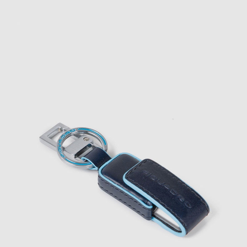 Schlüsserhänger aus Leder mit GB 64 USB-Stick