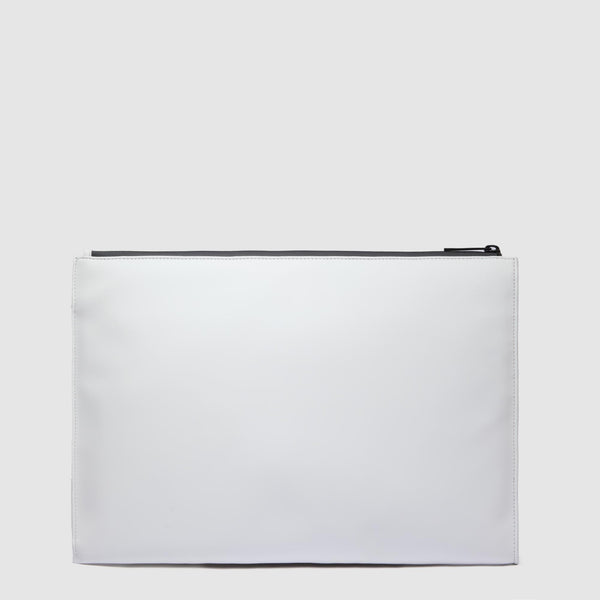 Water resistant clutch for iPad®Pro 12,9"