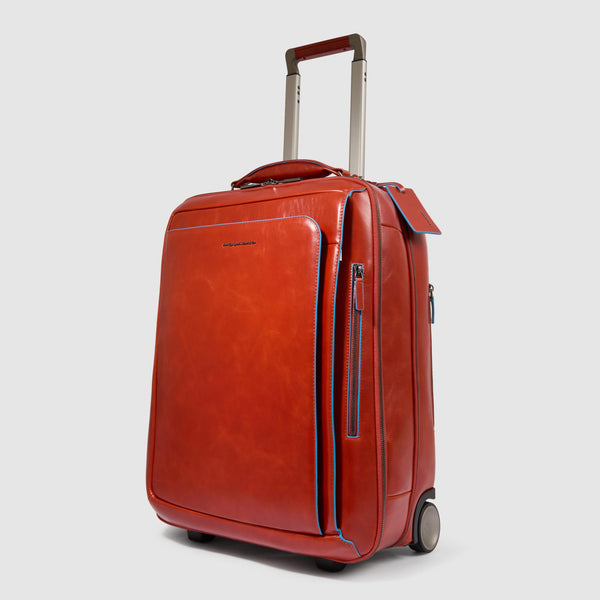 Cabin suitcase with garment sleeve