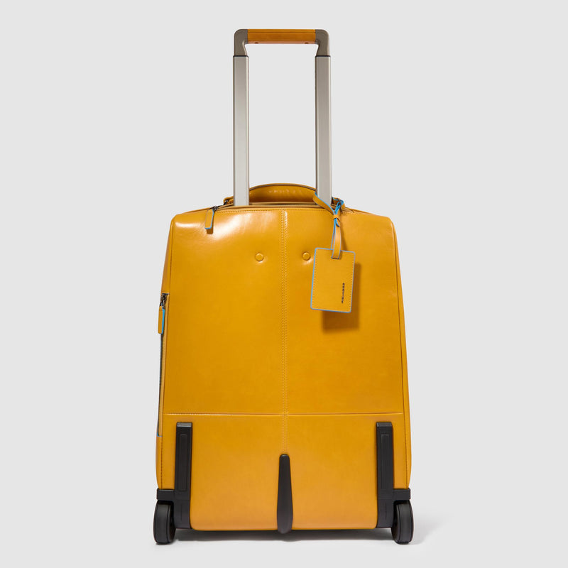 Cabin suitcase with garment sleeve