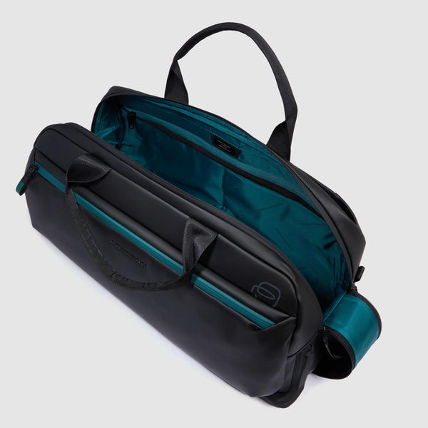 Water resistant duffel bag