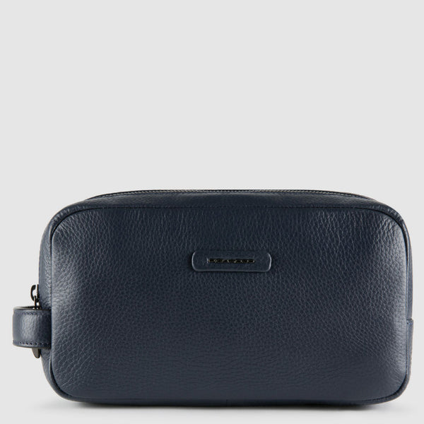 Leather toiletry bag with two dividers