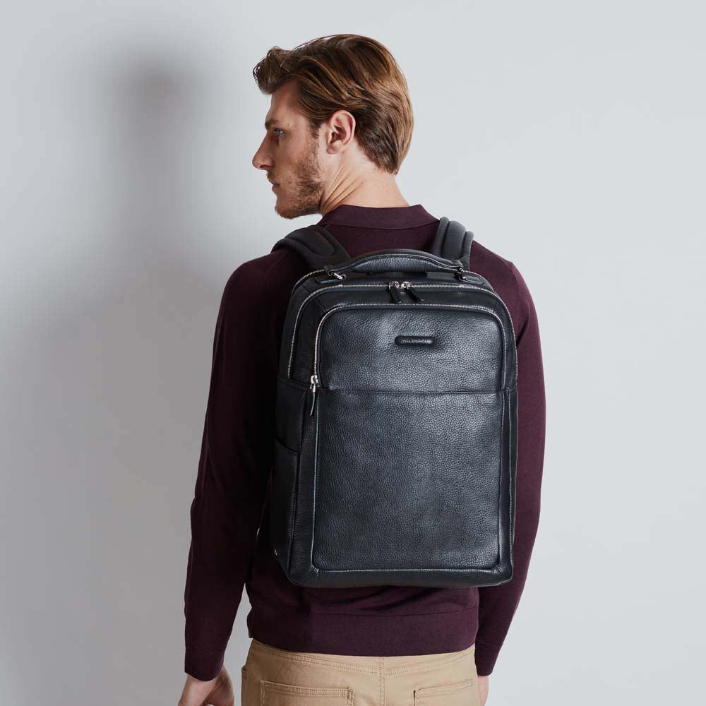 Piquadro on sale backpack leather