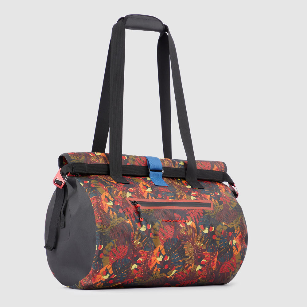 Nike radiate duffel discount bag