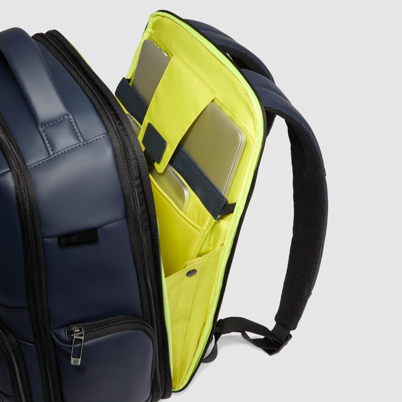 Water resistant backpack with fast-check opening