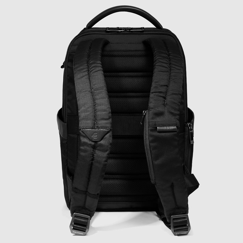 Travel laptop backpack 15,6"