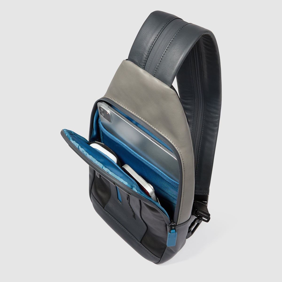 Slingbag im iPad®-Format mit Rucksack-Option