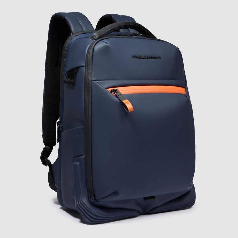 Water resistant travel backpack underseater