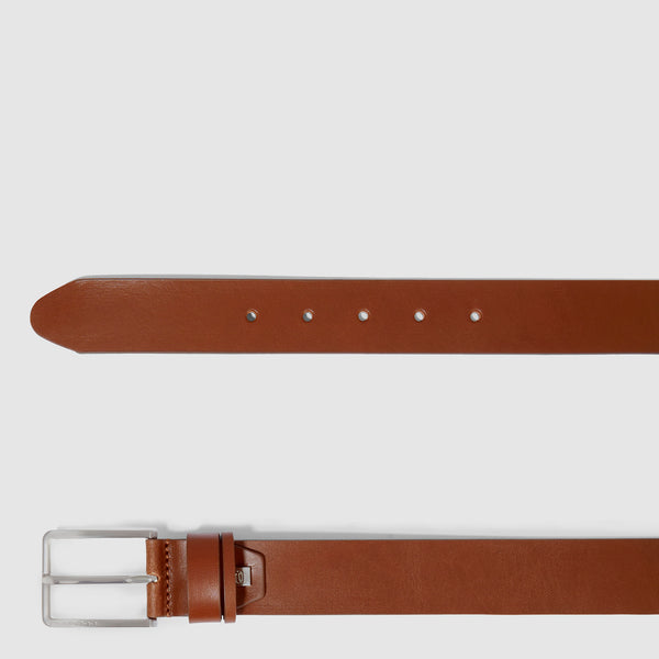 Men’s belt with prong buckle