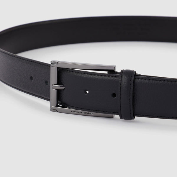 Men’s belt with prong buckle