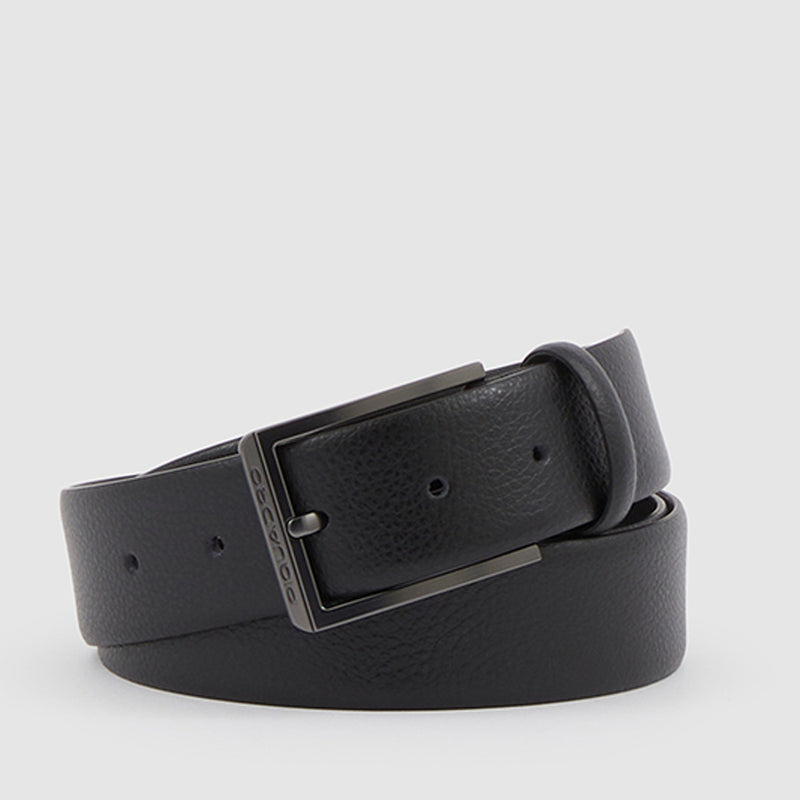 Men’s belt with prong buckle