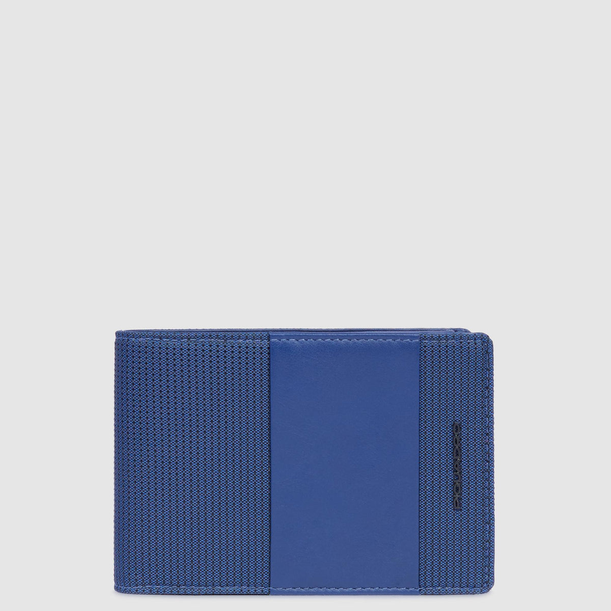 Men’s wallet with flip up ID window