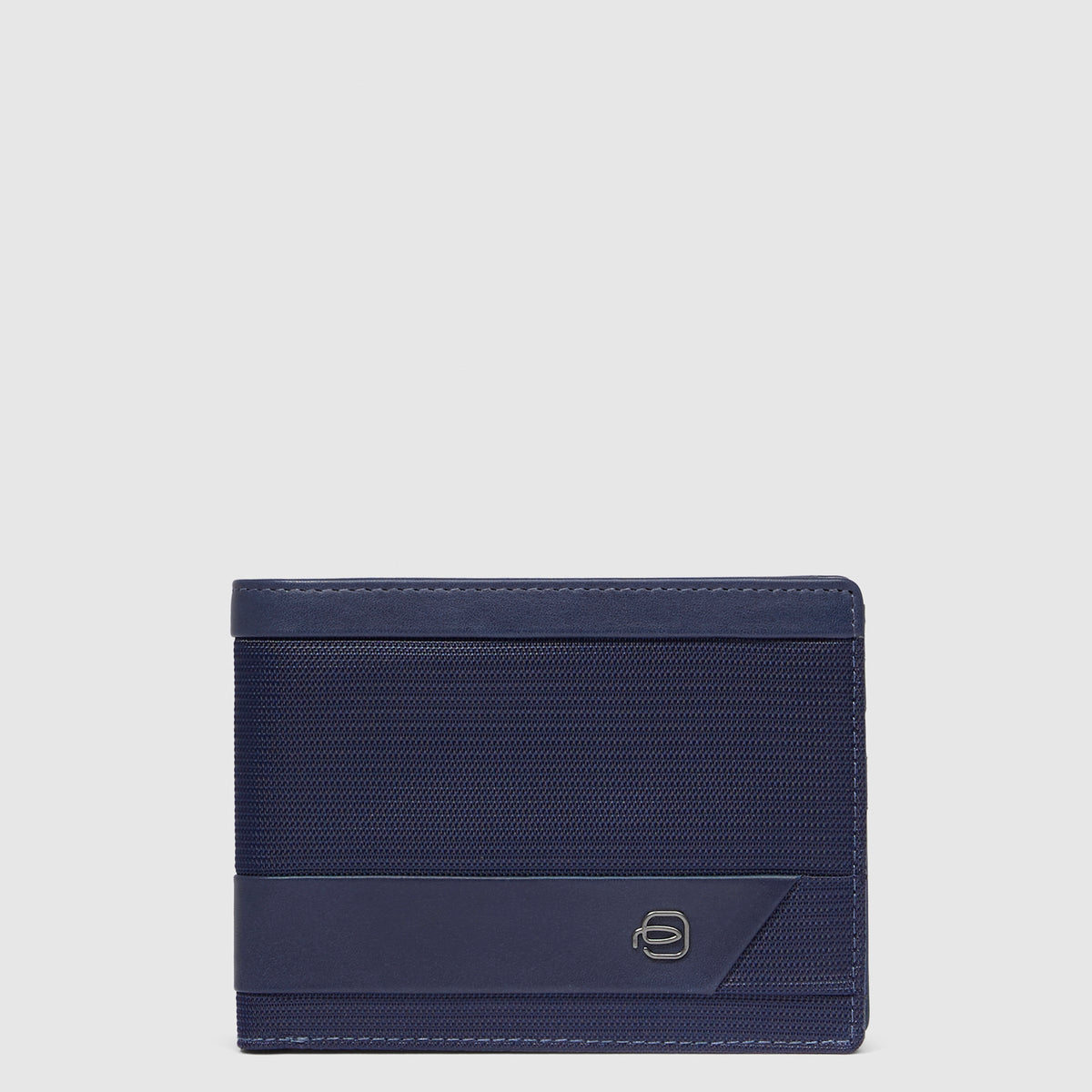 Men’s wallet with coin pocket