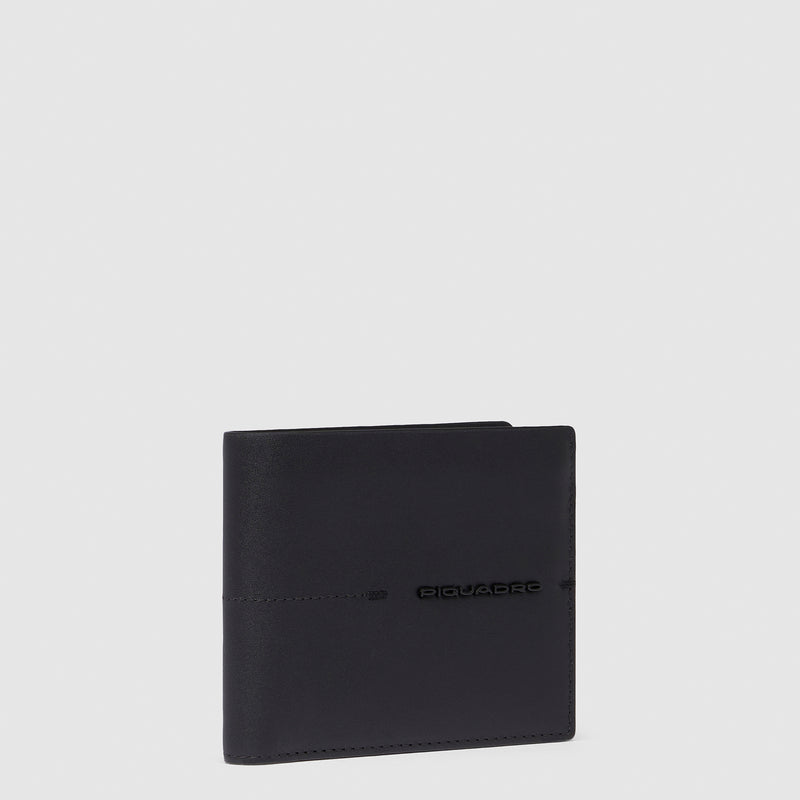 Men’s wallet with coin pocket