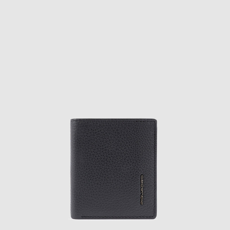 Vertical men’s wallet with coin pocket