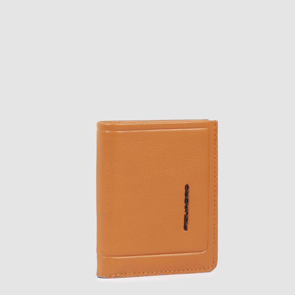 Vertical men’s wallet with coin pocket