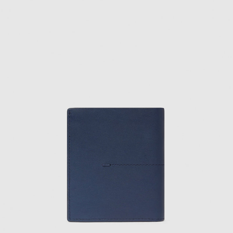 Vertical men’s wallet with coin pocket