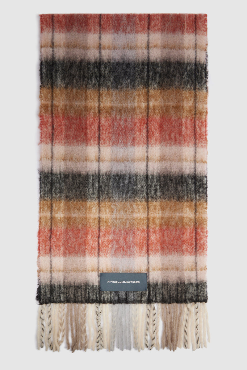 Women's maxi scarf with fringes